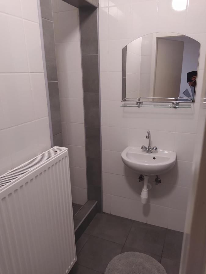 Pingpong Apartman Soltvadkert Ngoại thất bức ảnh